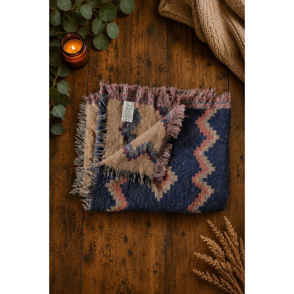 Wilfred Aritzia Aztec Southwestern Wool Blend Blanket Scarf Boho Fringe Wrap